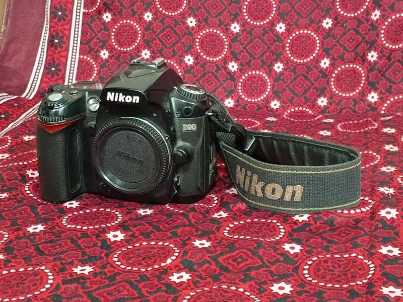 Nikon D90 DSLR camera. 2