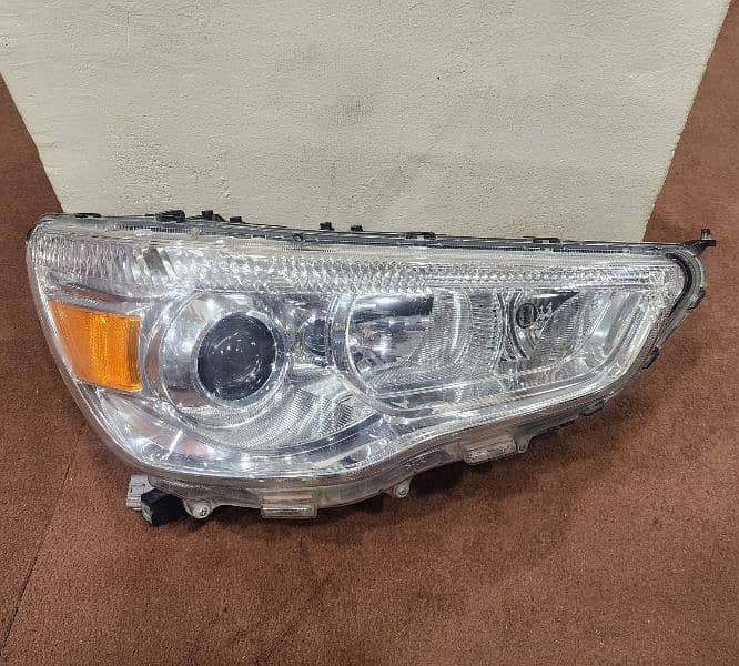 Mitsubishi RVR Genuine Right Side Complete Head Light 0