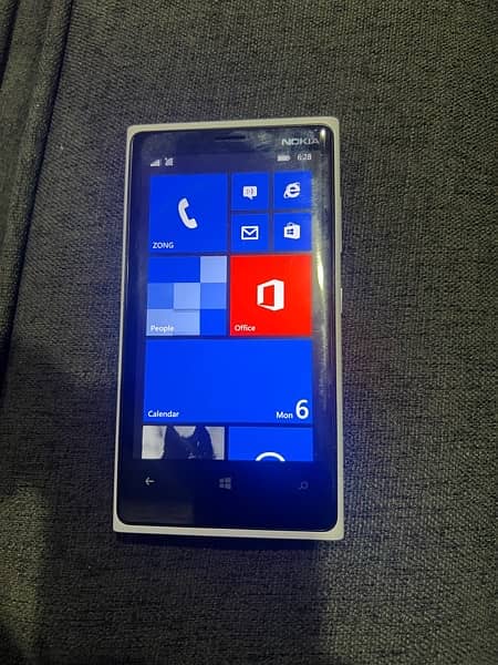 Nokia Lumia 920 0