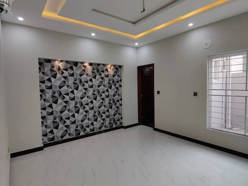 5 Marla house For sale in Park Veiw City Lahore 3