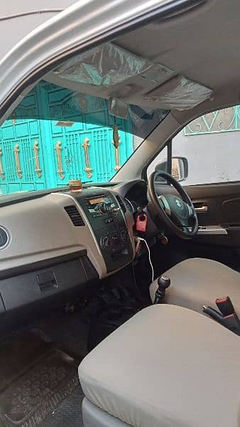 Suzuki Wagon R 2016 10