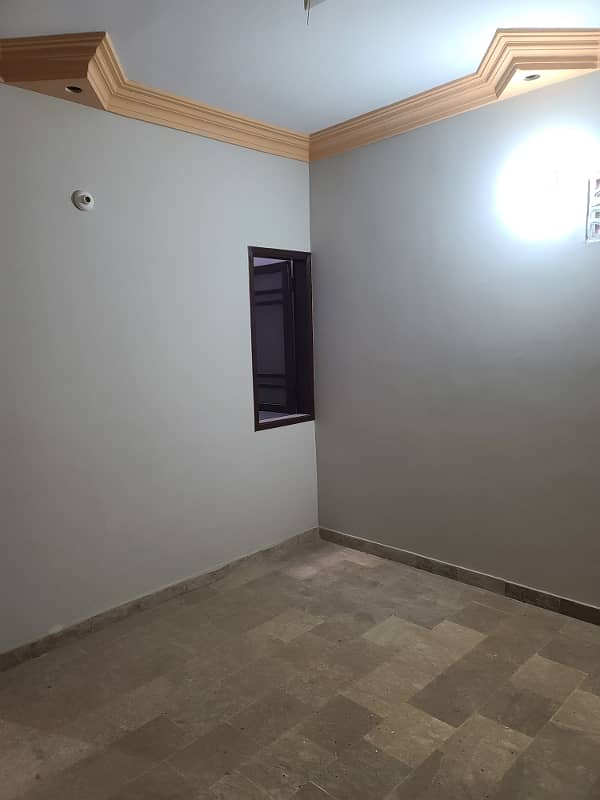 Two rooms flat on 3rd floor for sale in Allah wala town 31B 7