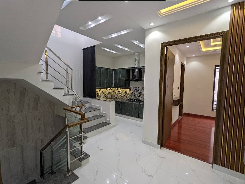 5 Marla Double Storey Brand New First Entry Luxury Modern Stylish Latest Accommodation House Available For Sale In Wapda town Phase 1 Lahore By Fast Property Services Real Estate And Builders With Original Pictures 39