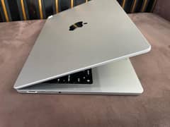 Macbook Pro M1 2021 14 inches 32Gb Ram 512 Gb Ssd