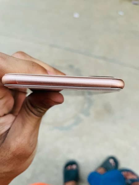 Iphone 8 plus Rose Gold 64 GB PTA Approved 10/10 4