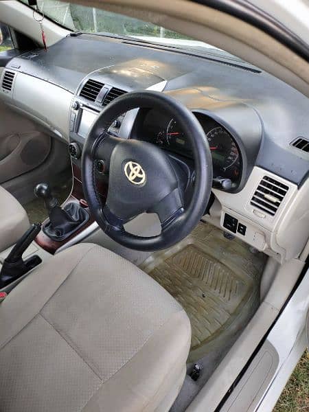 Toyota Corolla GLI 2014 85 percent genuine 2