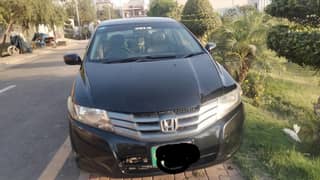 Honda City IVTEC 2011 in very good condition