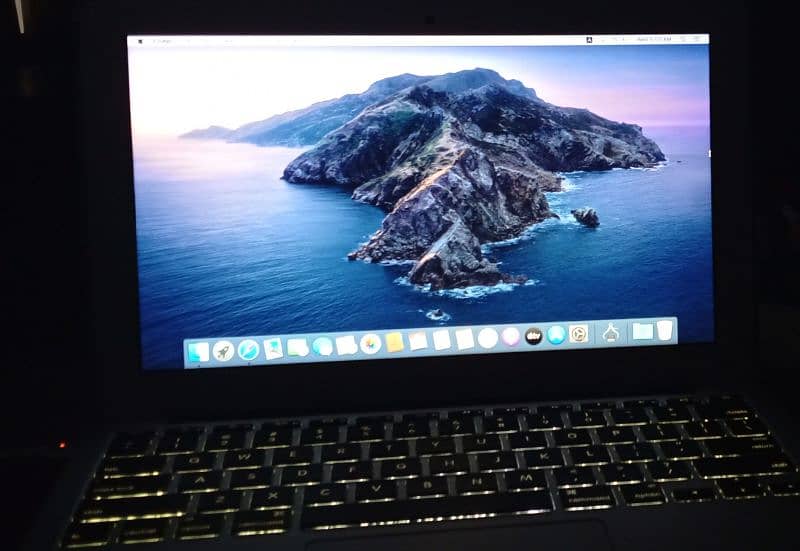 for sale total ok MacBook Air core i5 0