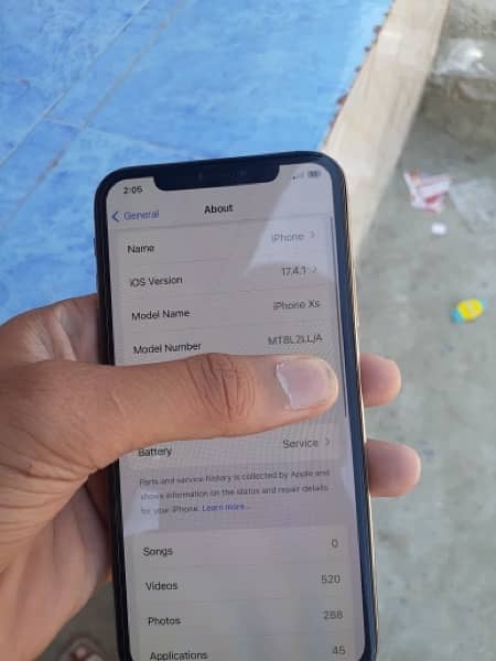 iPhone Xs 64gb pta approved 4