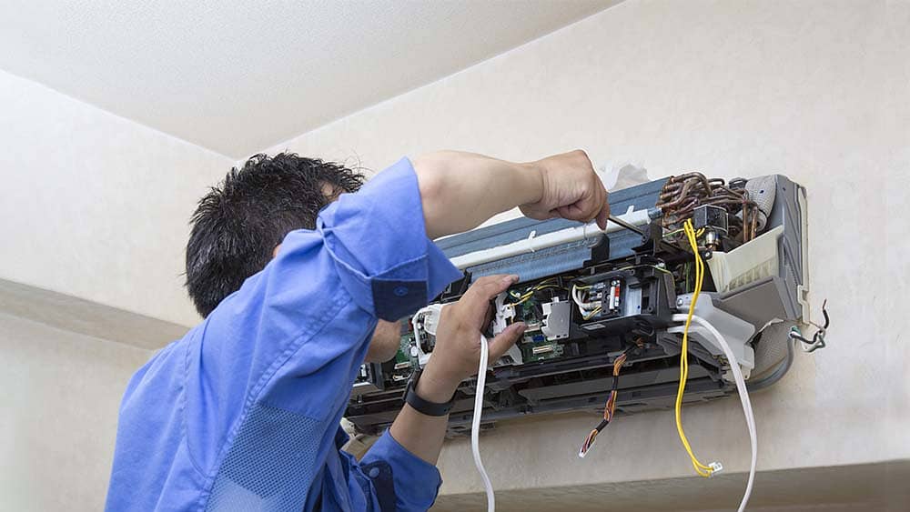AC Repair and Maintenance Services 1