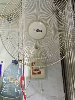 use bracket fan one month use only