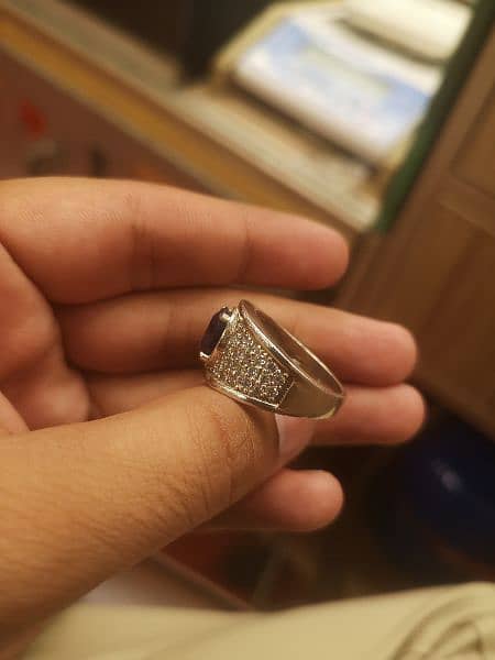 Italian Silver ring with pure nealum on it 2
