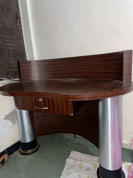 reception counter for sell 0