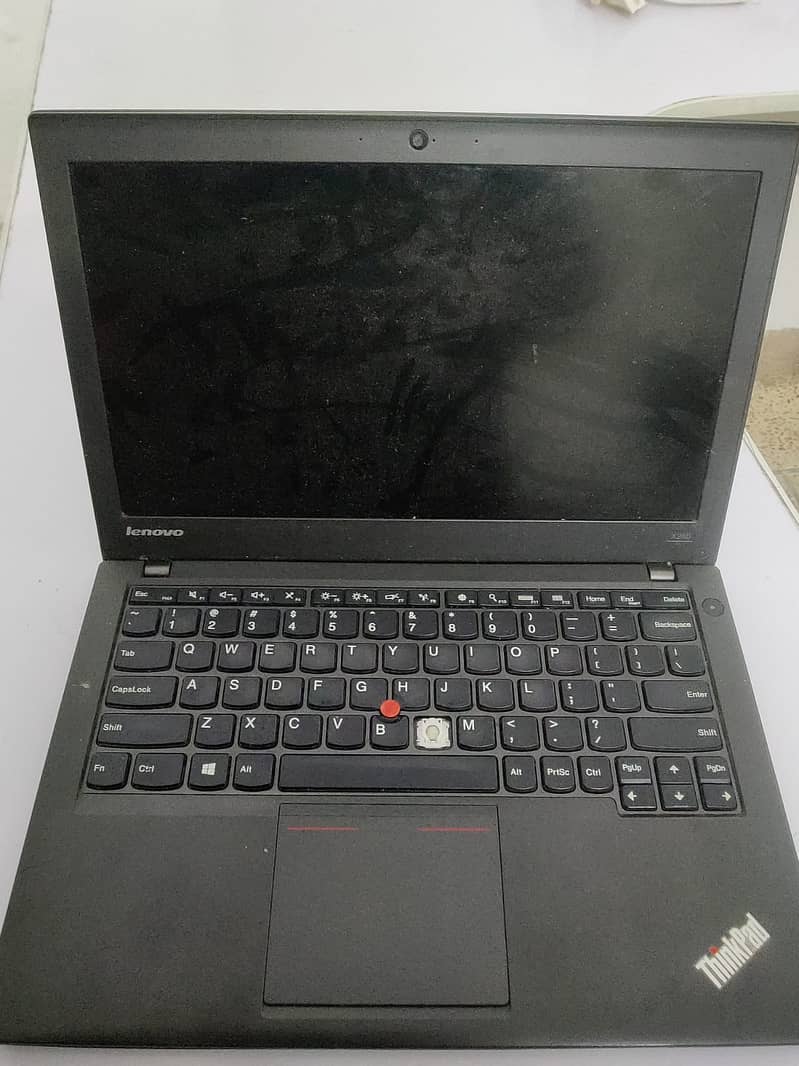 Lenovo laptop i5th 2