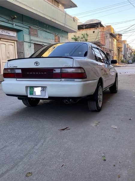 Toyota Corolla XE 1999 6