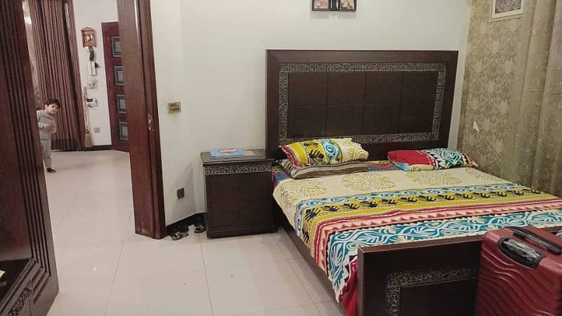 8 Marla lower portion fully Furnished House for rent in Ali block Bahria Town LAHORE 4
