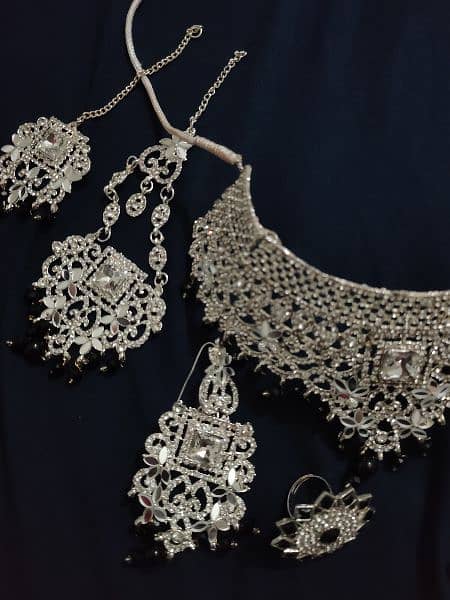 silver jewelry set 1