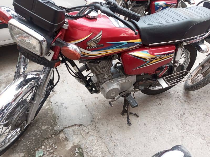 Honda 125 , mdl 2019,condition very good, sealed engine 2