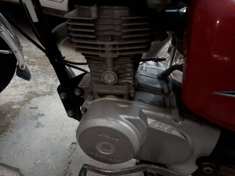 Honda 125 , mdl 2019,condition very good, sealed engine 4