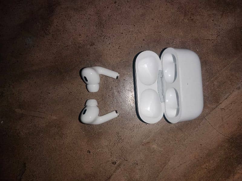 airpods pro 2nd gen (2 day use) 1