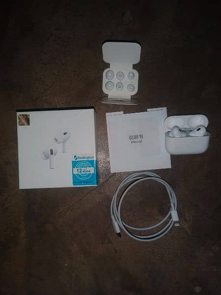 airpods pro 2nd gen (2 day use) 3