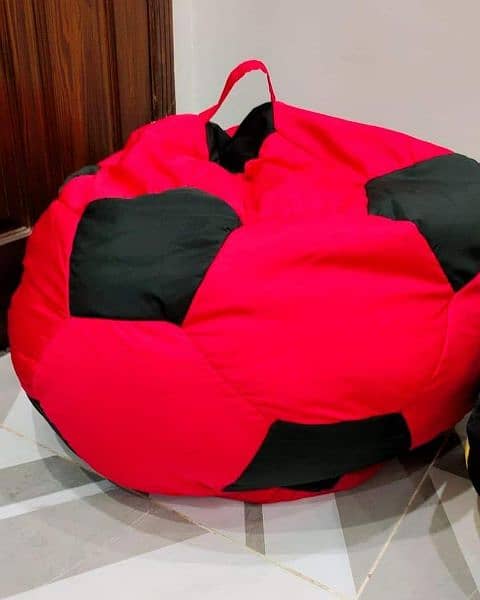 Bean Bags available for sale (red colour) 3