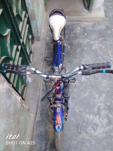 CYCLE FOR SALE. 03182857678. 4