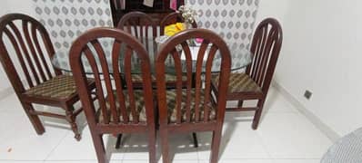 Dining table with chairs for urgent sale!