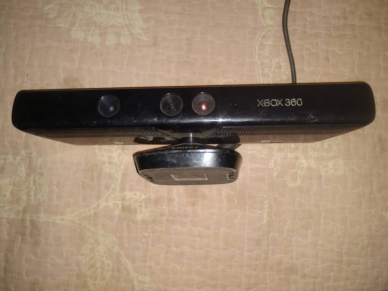 Xbox 360 Kinect Wireless Controler and Games Collection 7