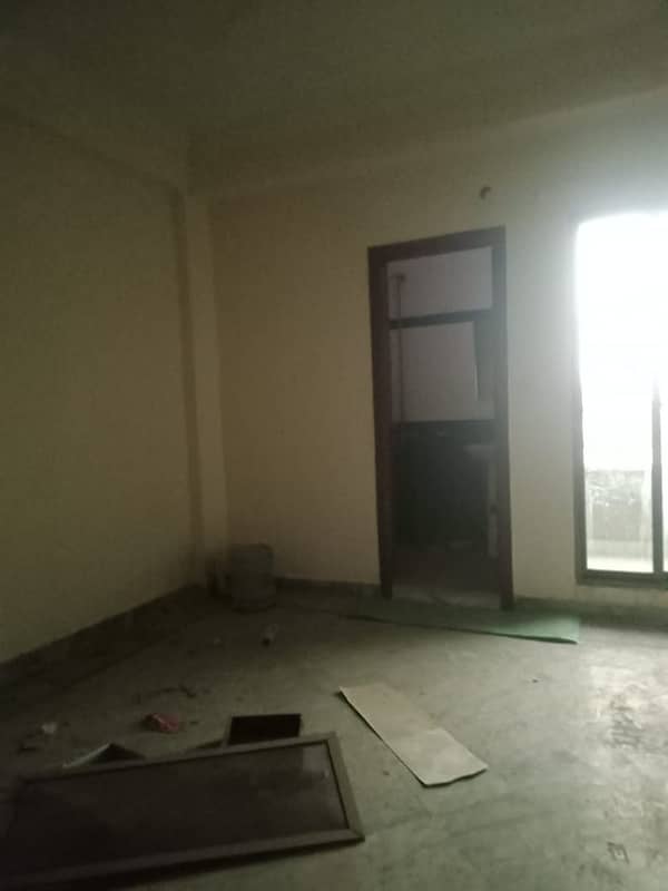 Flat for sale in F-15 Islamabad 0