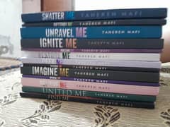 SHATTER ME full series  "NEW YORK TIMES BEST SELLING BOOK SERIES" 0