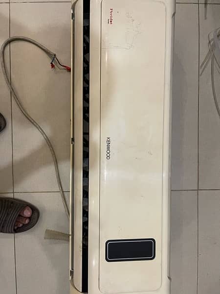 2 used 1 ton AC non inverter 0