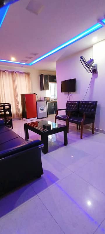 1 bed Luxury appartment on daily basis for rent in bahria town Lahore 3