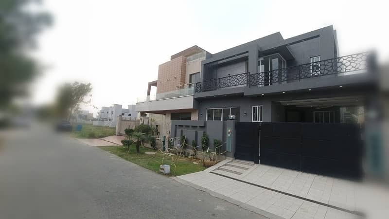 Good Prime Location 8 Marla House For sale In DHA 9 Town - Block C 3