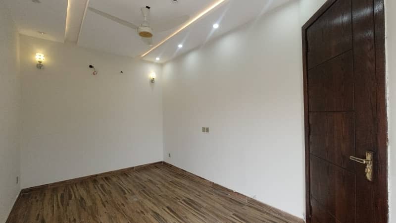 Good Prime Location 8 Marla House For sale In DHA 9 Town - Block C 26