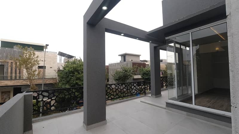 Good Prime Location 8 Marla House For sale In DHA 9 Town - Block C 27