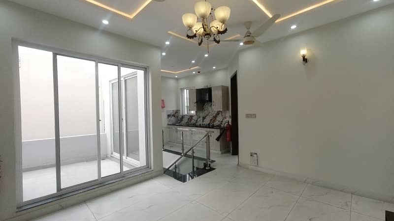 Good Prime Location 8 Marla House For sale In DHA 9 Town - Block C 34