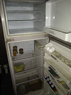 Dawlance fridge medium
