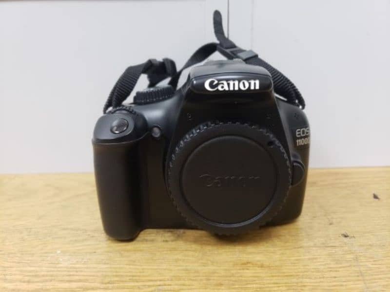 Canon 1100dslr (only body ) for sale new condition 2