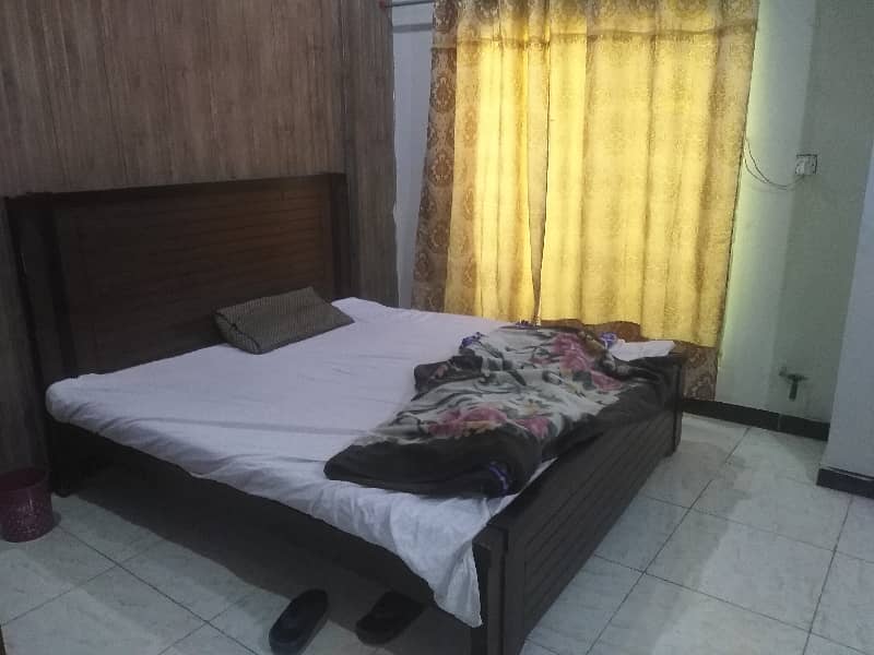 Flat for rent E 11 2 medical society 1