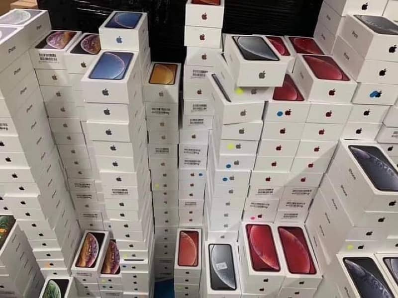 iPhone 11pro condition 10by10 box pack whatsapp no 03224800621 13