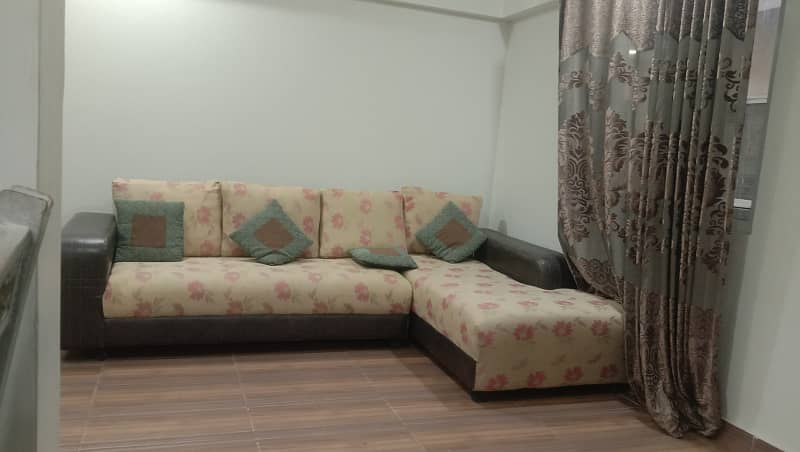 Capital Residencia Main Marglla Road 3Bed Full Furnished Beautiful Apartment Available For sale. 24