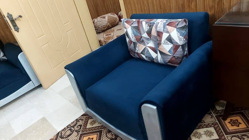 4 Seater Sofa Set for Sale 3