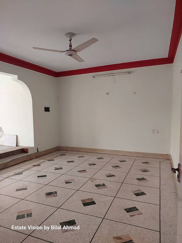 7 Marla complete separate portion with 6 bedroom 6 bathroom kitchen garage near Madina park 1