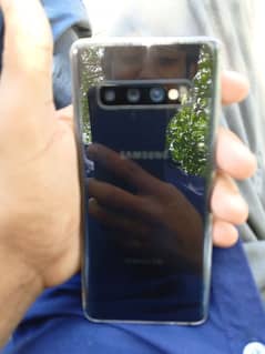 Samsung Galaxy S10.