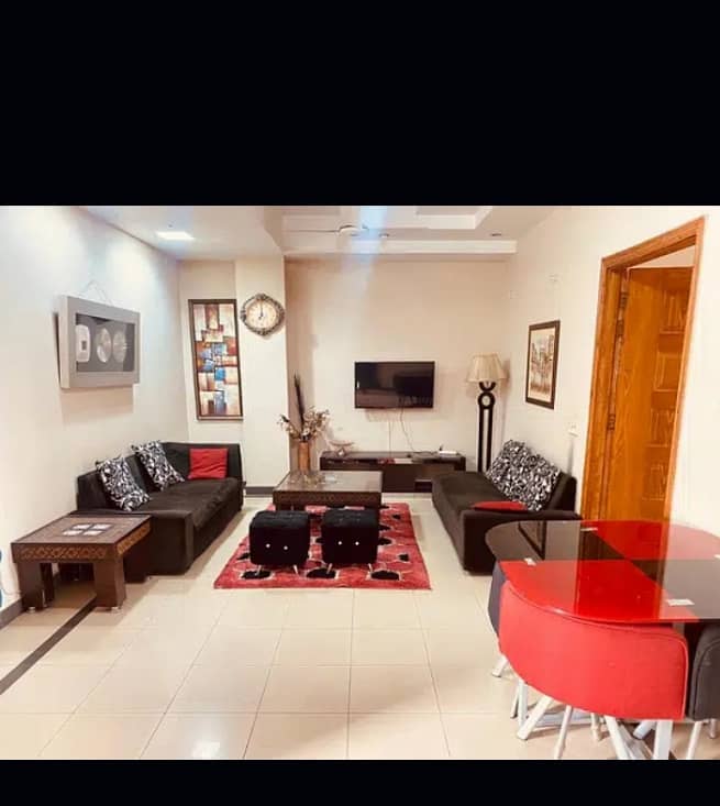 Per day flat available. Neat and clean apartment Very good location All the basic facilities available nearby Bahria town phase 7 Serious person may contact 3