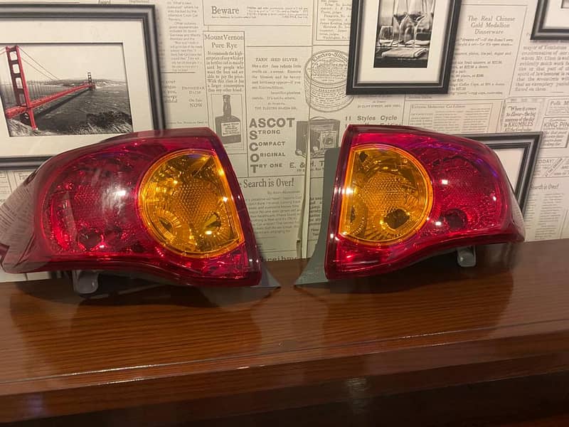 Toyota corolla Back lights Pair/Seperate RETAIL/BULK 3