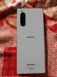 WANNA SELL8NG SONY XPERIA 5 OFFICIAL APPROVED 6/64 GB