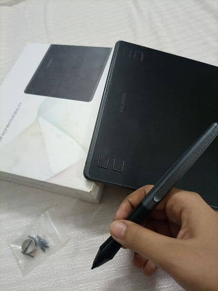 Huion HS64 Creative Pen Tablet 7