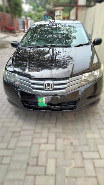 Honda City IVTEC 2011 in very good condition 3